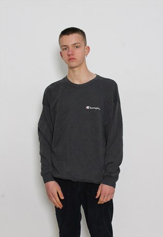 VINTAGE CHAMPION SWEATSHIRT