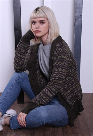 VINTAGE 90S PATTERNED CARDIGAN. OVERSIZED.
