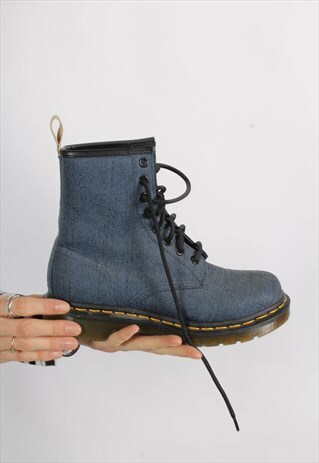 VINTAGE DR MARTENS 8 HOLE BOOTS BLUE UK 3