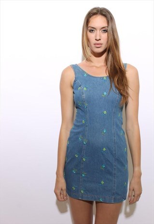 VINTAGE 1990'S 90'S DAISY EMBROIDERED DENIM MINI DRESS S-M