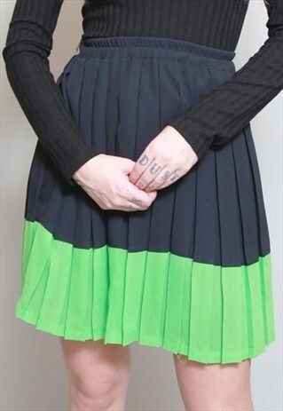 VINTAGE 1990'S BLACK & GREEN STRIPE PLEATED MINI SKIRT