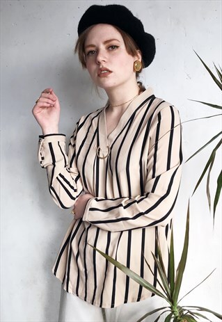 V-NECK STRIPED TOP