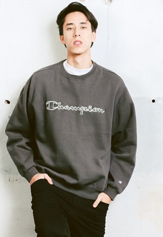 VINTAGE CHAMPION SWEATSHIRT