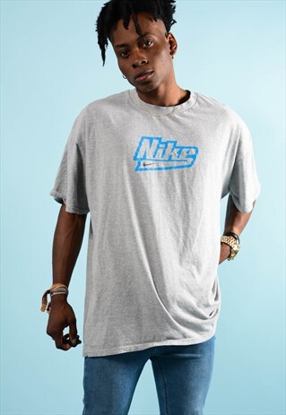 VINTAGE NIKE TEE SHIRT.