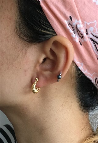 GOLD SMALL CHUNKY HOOPS EARRINGS
