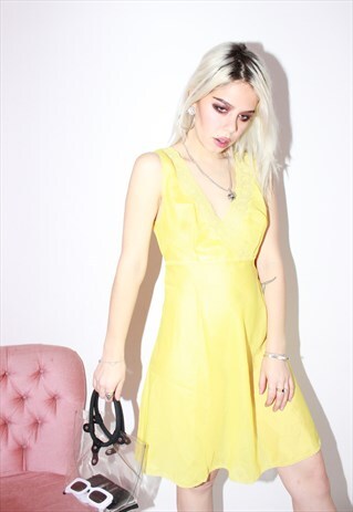VINTAGE 60S YELLOW SHEER SLIP