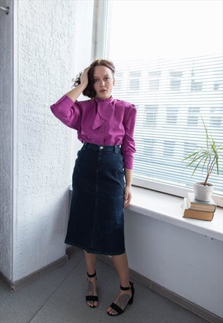 VINTAGE 90'S NAVY DENIM STRETCHY MIDI SKIRT