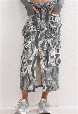 Front Slit Cargo Pocketed Skirt In Grey