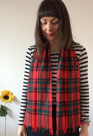 VINTAGE RED & GREEN WOOL TARTAN SCARF