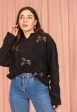 VINTAGE 90S FLEECE SWEATSHIRT WITH HORSE EMBROIDERY
