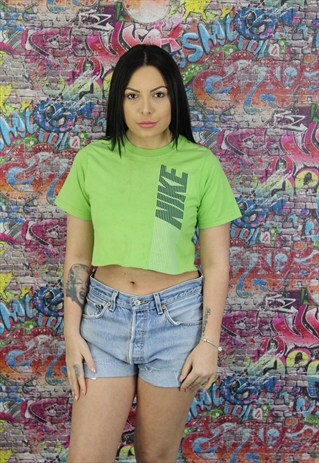 REWORKED NIKE CROP TOP. FESTIVAL.
