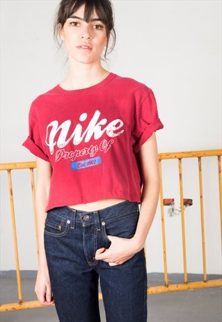 ON SALE VINTAGE 80'S NIKE CROP TOP /AVELINASREWORKS/ S0738