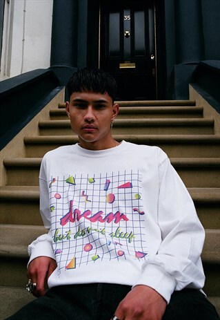 90S GEOMETRIC DESIGN PRINTED WHITE LONG SLEEVED T-SHIRT