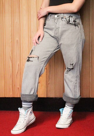 VINTAGE 1990S GREY LEVI'S 501 RIPPED JEANS