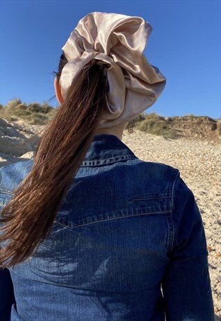 GIANT SATIN HAIR SCRUNCHIE