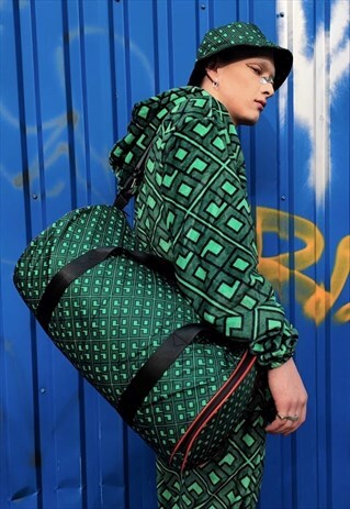 69 PRINT DUFFEL BAG RETRO LOGO SPORTS WEEKENDER BAG IN GREEN