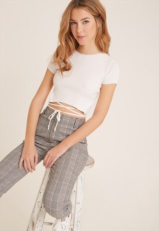 WHITE RIBBED CROP TOP WITH CROSSED LACES