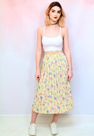 1980S VINTAGE PASTEL YELLOW FLORAL PLEATED MIDI SKIRT