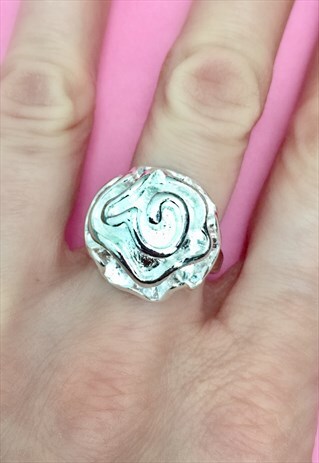 SILVER FLOWER RING