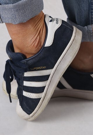 ADIDAS SHELL TOE SUPERSTAR TRAINERS UK 3.5 (EA4D)