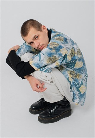 VINTAGE Y2K HAWAII PATTERN SHORT SLEEVE SHIRT IN BLUE