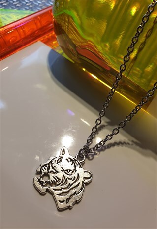 SILVER TONE TIGER NECKLACE
