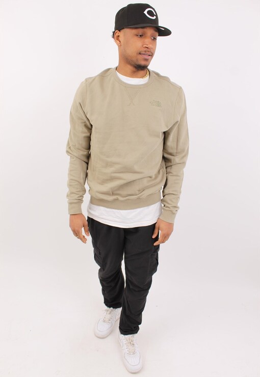 garment image
