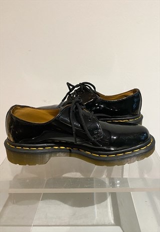 DR MARTEN'S BLACK PATENT 3 EYELETS SHOES- UK 5