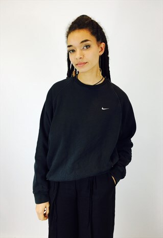 NIKE BLACK EMBROIDERED SWOOSH SWEATSHIRT