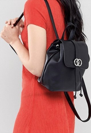 LEATHER LOOK CIRCLE BACKPACK RUCKSACK BAG - BLACK