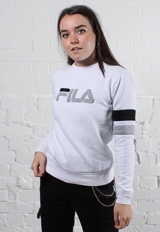 fila white sweater