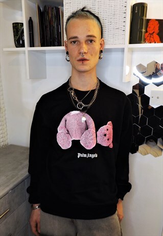 LOOSE FIT OVERSIZE BROKE PINK TEDDY BEAR SWEATSHIRT IN BLACK