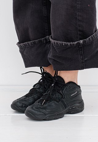 90's Vintage mysterious hi-top leather sneakers in jet black