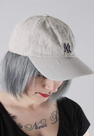 VINTAGE NEW YORK YANKEES BASEBALL CAP HAT