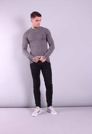FRED PERRY RETRO DOG-TOOTH BACK V-NECK KNIT JUMPER