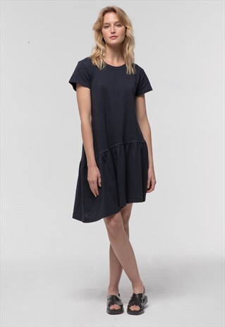 ASYMMETRICAL DROP WAIST DRESS IN BLACK