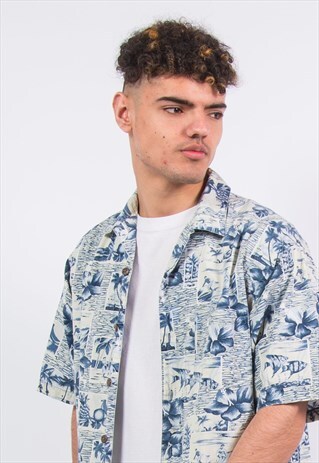 90S HAWAIIAN PATTERNED SHIRT