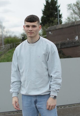 VINTAGE GREY CHAMPION SWEATSHIRT
