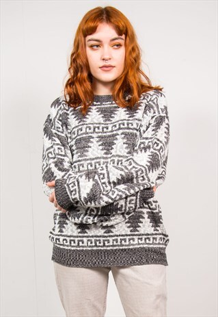 VINTAGE 90'S WHITE & GREY PATTERN ABSTRACT KNIT JUMPER
