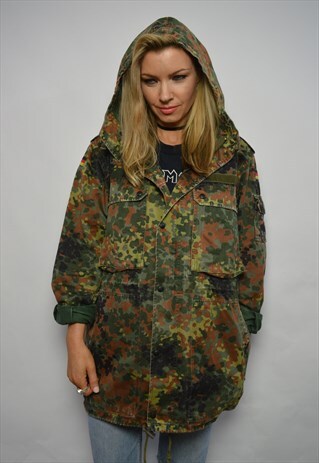 VINTAGE 90S ARMY GREEN CAMO MILITARY HOODED PARKA COAT PUNK