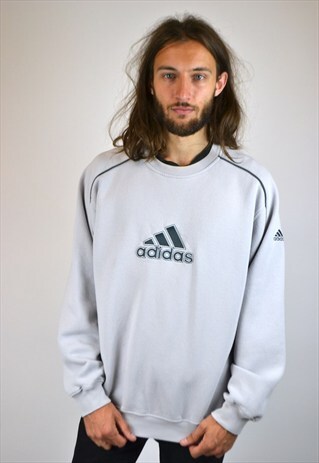 VINTAGE 90'S ADIDAS SWEATSHIRT