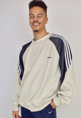 VINTAGE 90'S ADIDAS SWEATSHIRT