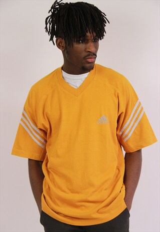 VINTAGE ADIDAS TSHIRT