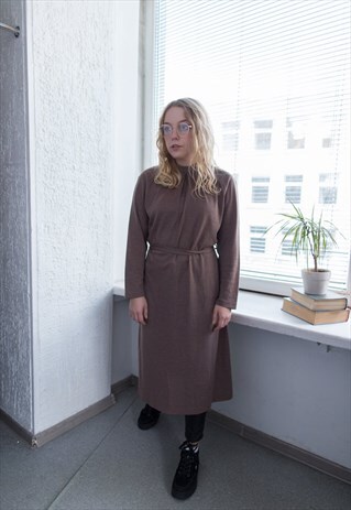 VINTAGE 70'S BROWN MINIMALIST LONG SLEEVED BELTED DRESS