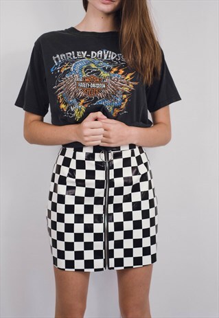 VINTAGE 90S INSPIRED BLACK AND WHITE CHECKERED SKIRT