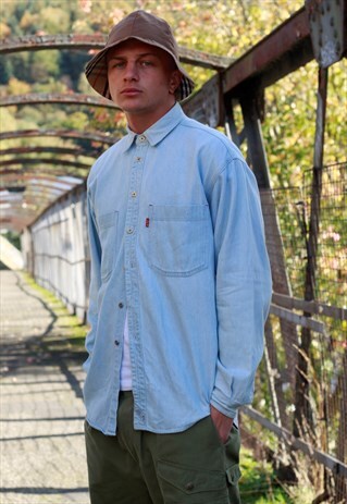 90S LEVI'S RED TAB LIGHT BLUE DENIM SHIRT