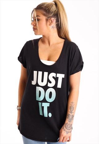VINTAGE NIKE T-SHIRT NT89