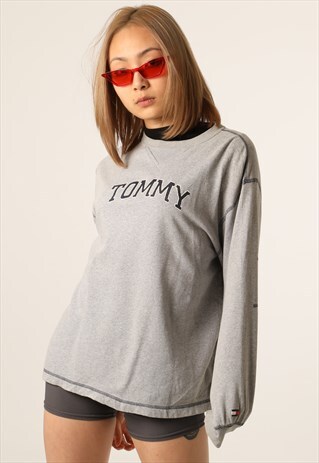 VINTAGE TOMMY HILFIGER PRINT SPELL OUT SWEATSHIRT