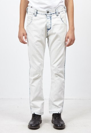 VINTAGE LIGHT BLUE WRANGLER DENIM JEANS