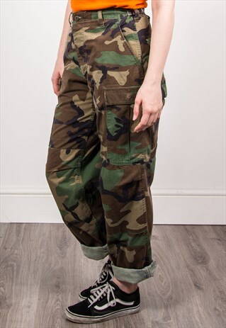 VINTAGE 90'S CAMOUFLAGE PATTERN GRUNGE ARMY TROUSERS